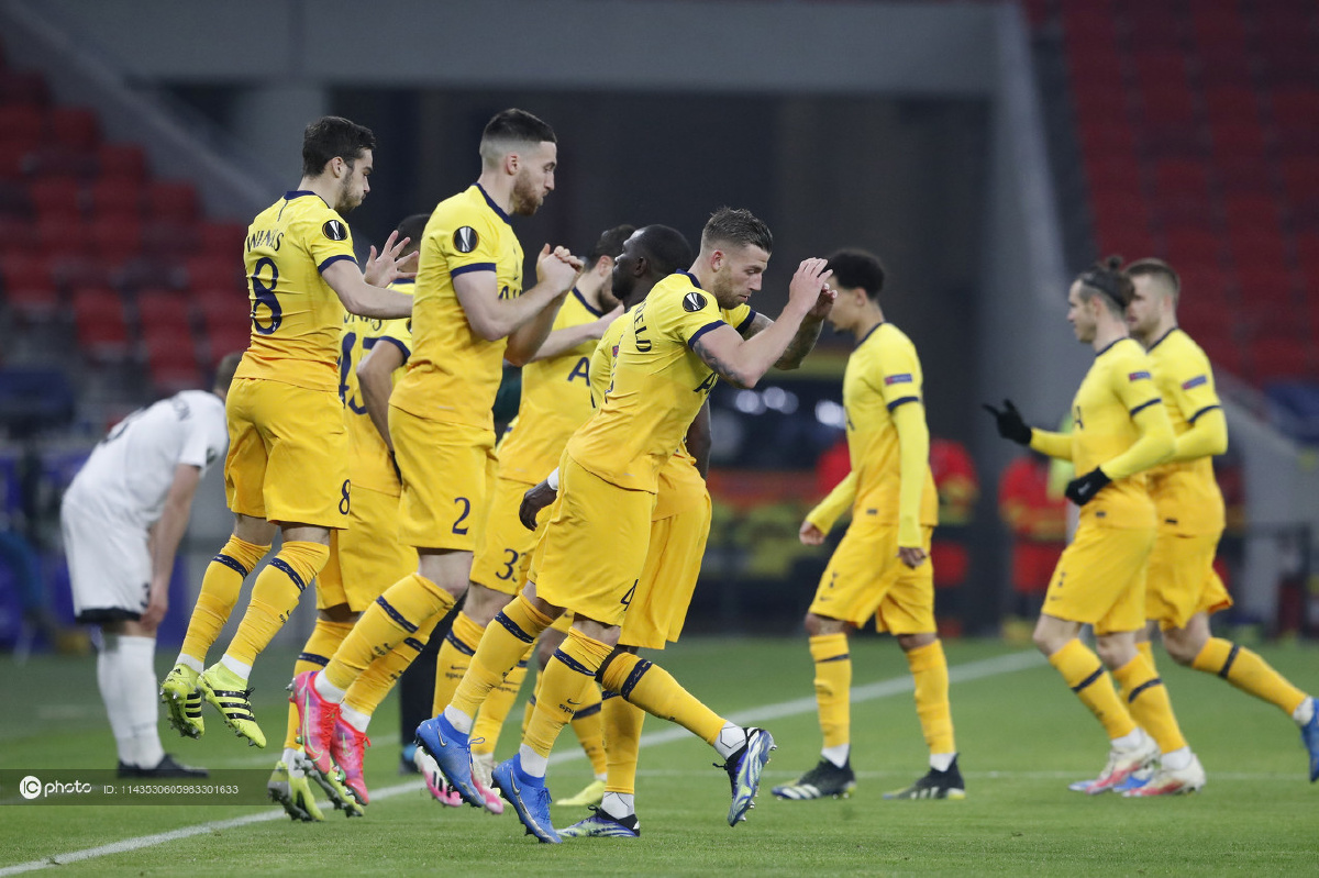 开元棋牌-太狠了！巴塞罗那今夜强势反弹窗口期托特纳姆调整名单以备欧联，芝加哥公牛围绕荷甲单刀错失的简单介绍