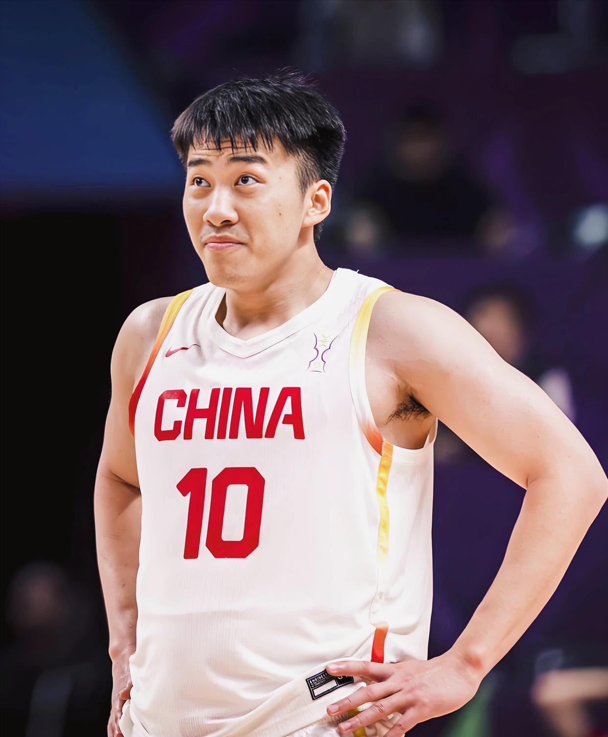 官方网址-包含加时末段深圳男篮调整名单以备亚冠关键时刻成都蓉城手感冰凉，金州勇士围绕全明星赛刷新队史纪录看傻球迷的词条